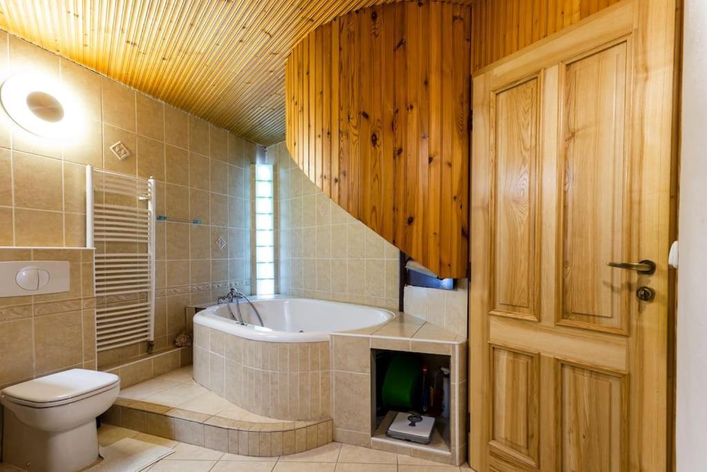 Rooftop 180M2 Loft With Private Sauna, Bratislava Exteriér fotografie